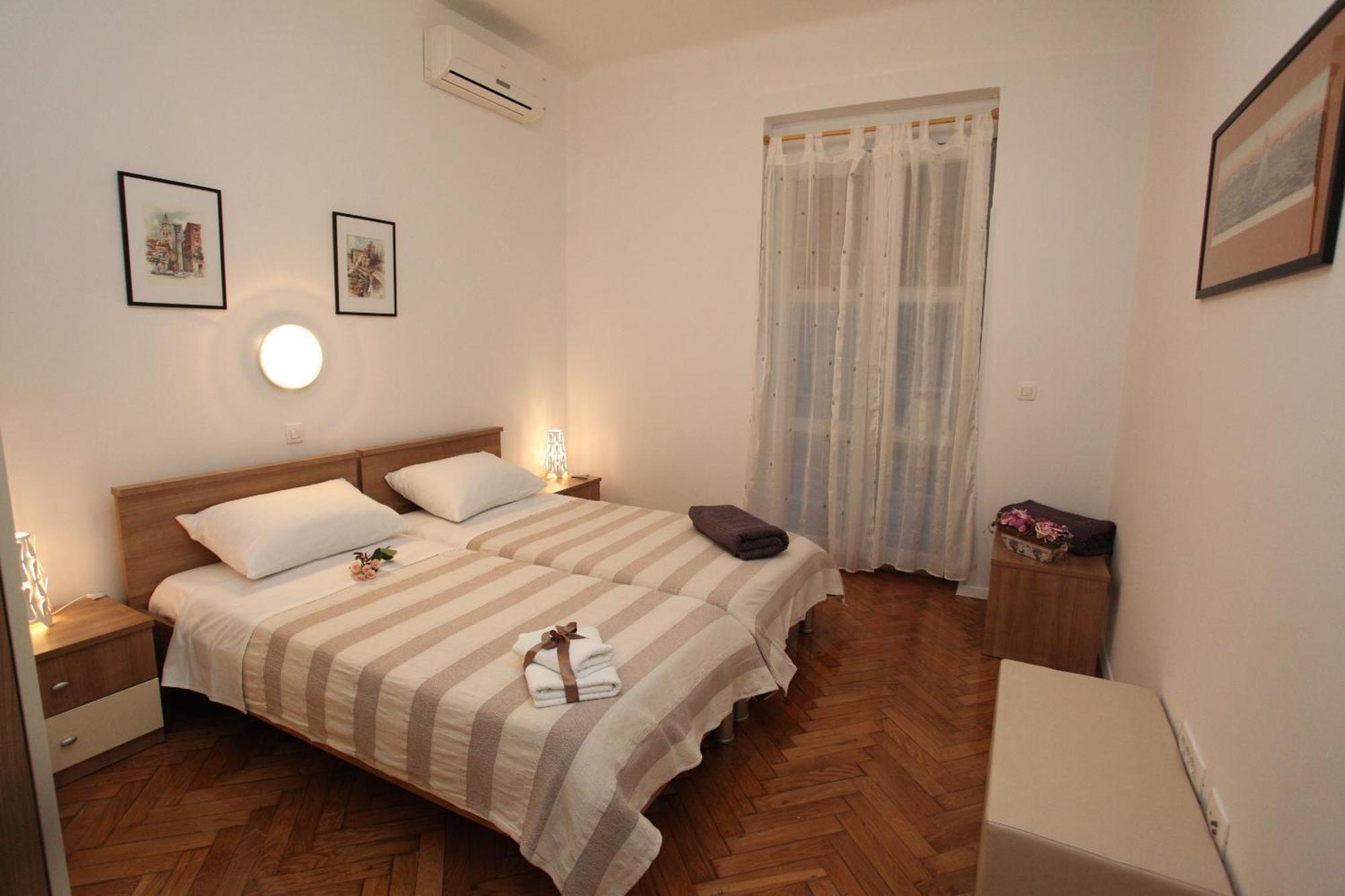 Vincent Apt. In Old Town Centre زادار الغرفة الصورة