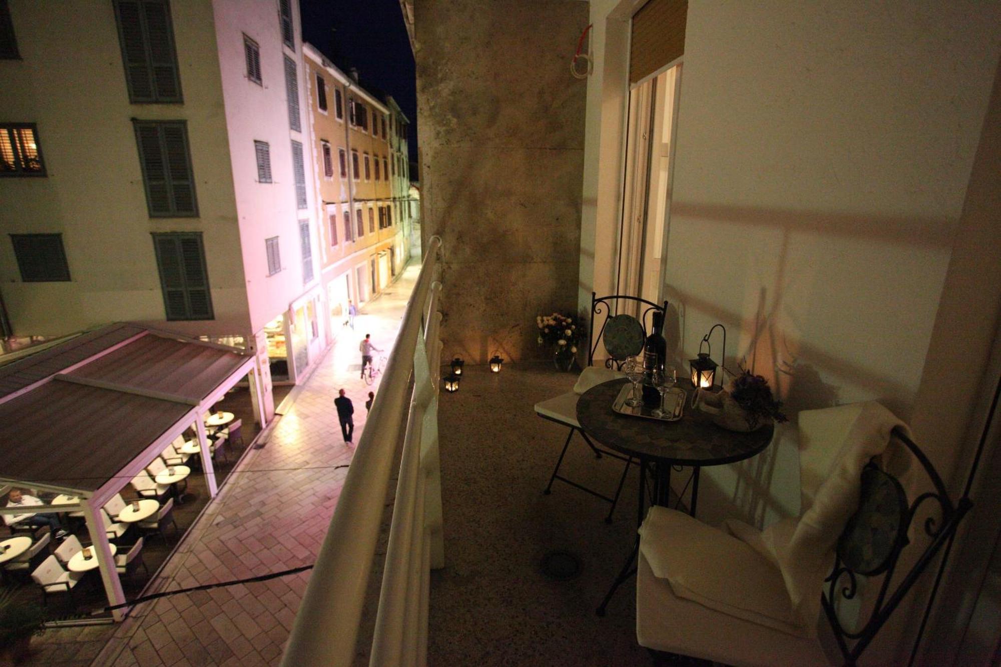 Vincent Apt. In Old Town Centre زادار الغرفة الصورة